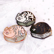 Load image into Gallery viewer, Kitty Loaf Pin